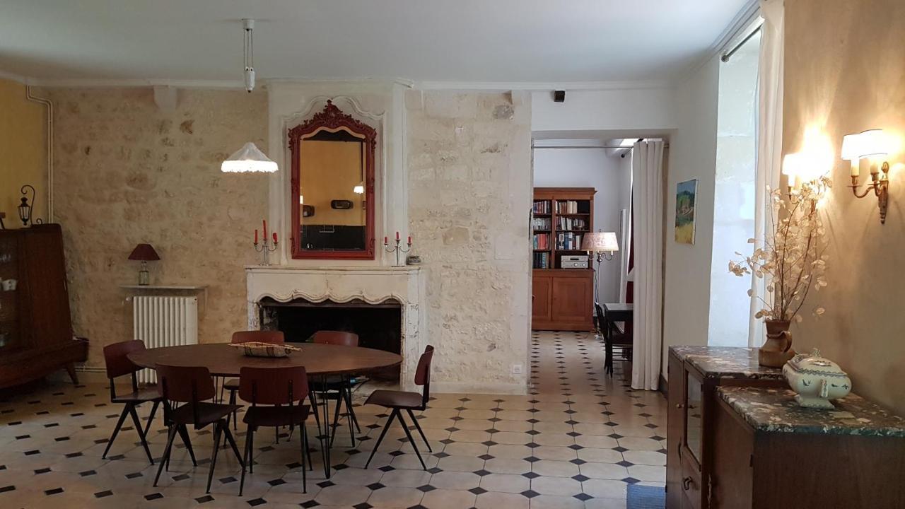 Gite Du Chateau De Pernan Avy 외부 사진