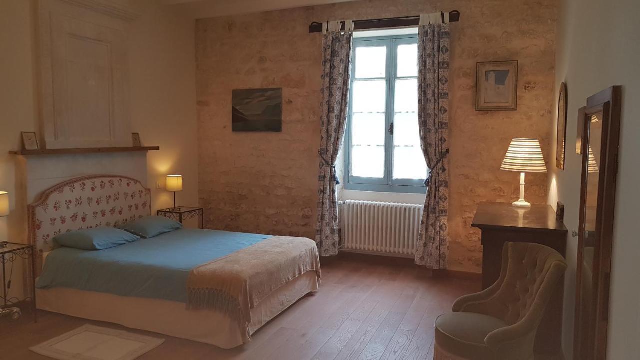 Gite Du Chateau De Pernan Avy 외부 사진